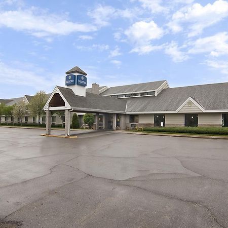 Boarders Inn & Suites By Cobblestone Hotels - Faribault Exterior photo